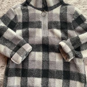 Women’s sweater